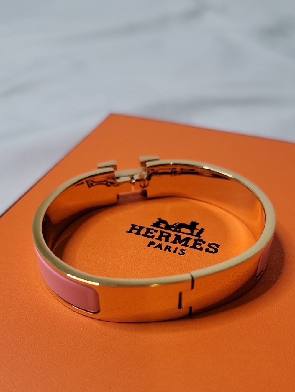 Hermes Pink Enamel and Gold H Bangle Bracelet - Picture 4 of 4